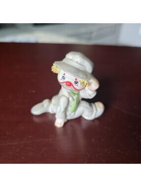 Vintage 1989 EIC Li'l Vagabond Clown Figurine‎ White Ceramic Tipping Hat Mini
